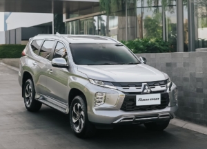 harga pajero